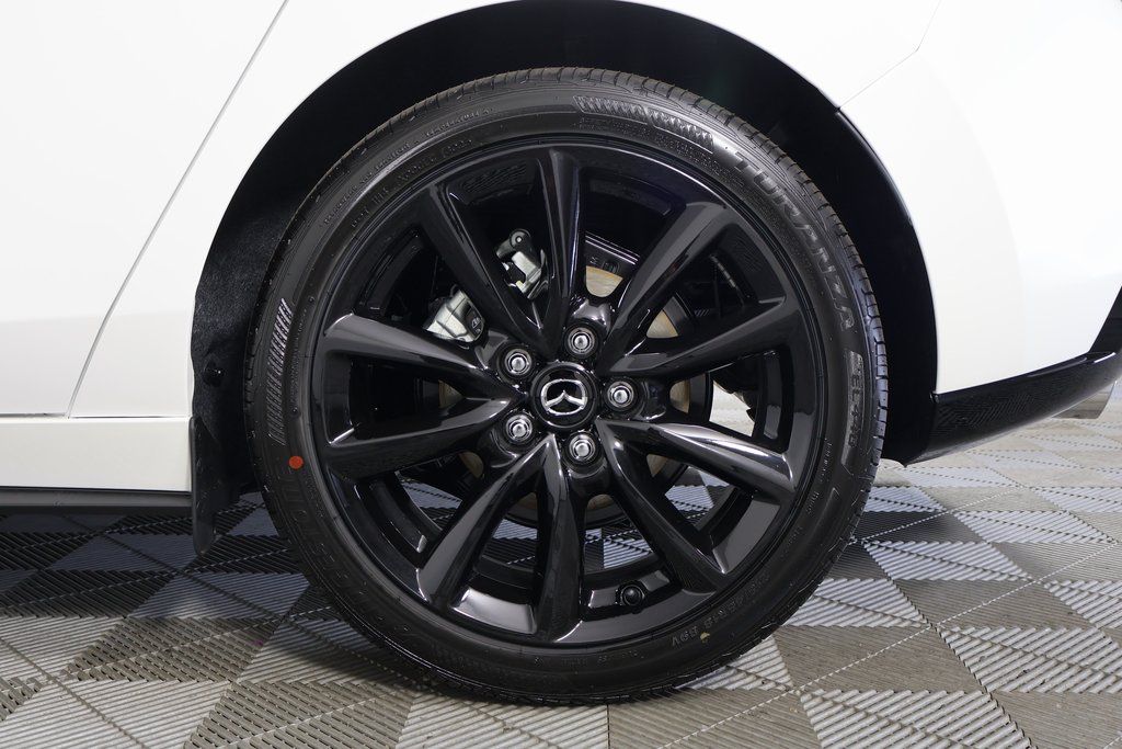 Thumbnail: 2026 Mazda Mazda3 - 10