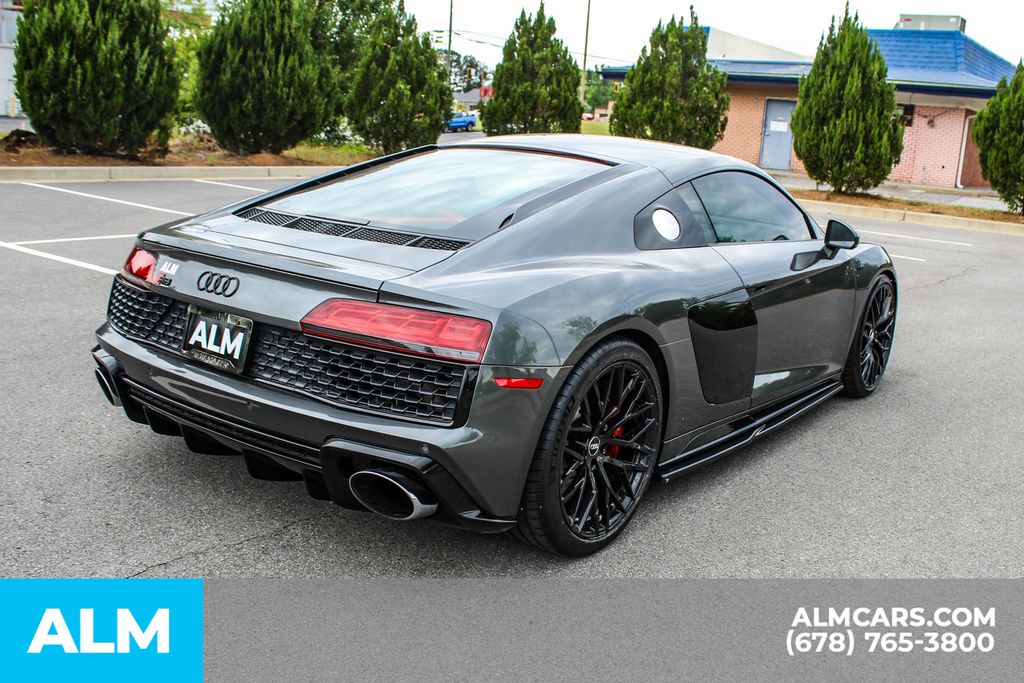 Used 2020 Gray Audi 5.2 image 6