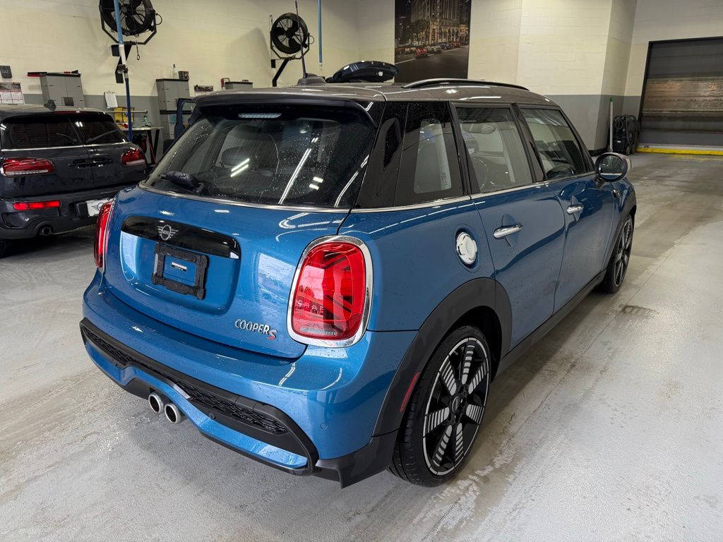 Thumbnail: 2023 MINI Cooper - 5