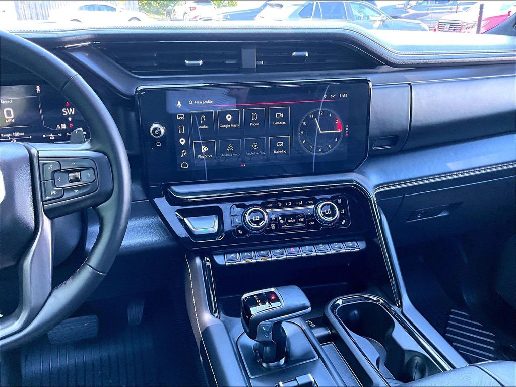2026 GMC Sierra 1500 — photo 17