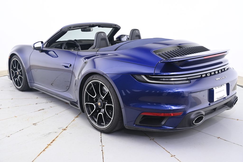 Thumbnail: 2024 Porsche 911 - 3