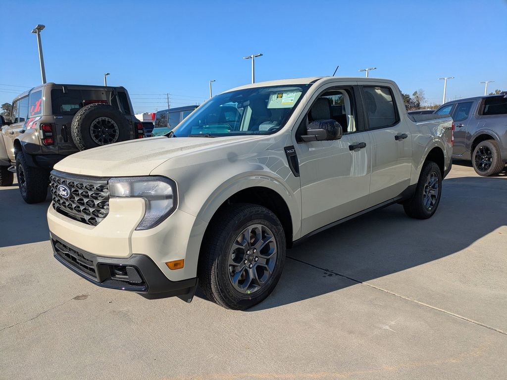 2025 Ford Maverick XLT