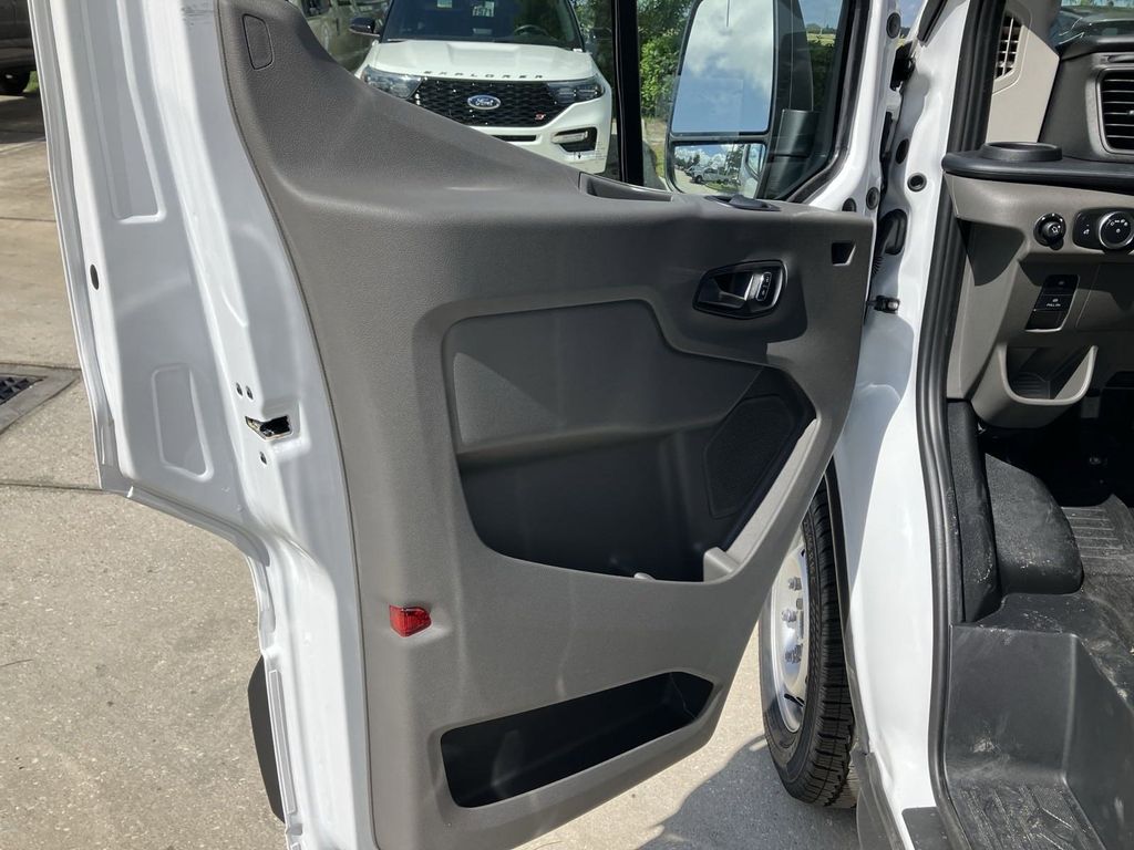 2024 Ford Transit photo 11