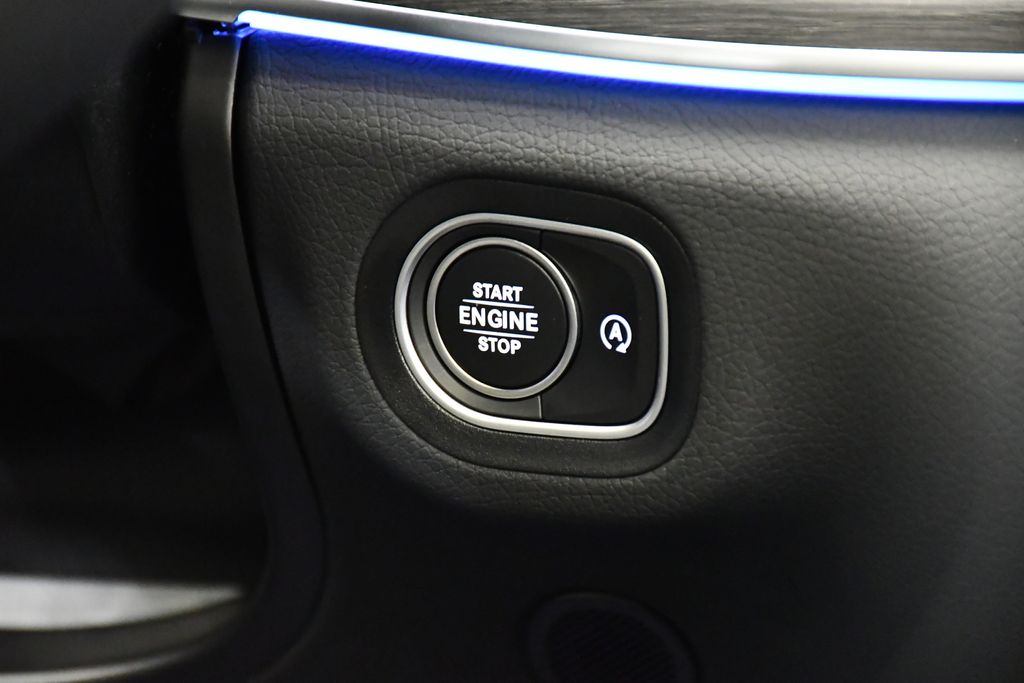 Thumbnail: 2026 Mercedes-Benz GLE - 28