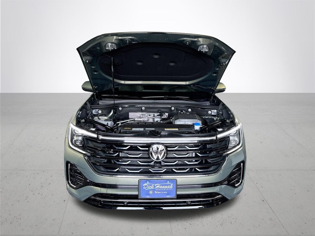 2026 Volkswagen Atlas Cross Sport SEL Premium R-Line