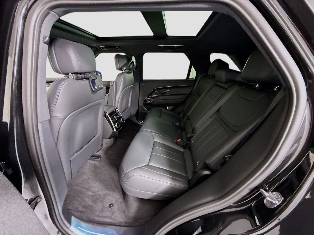 Thumbnail: 2026 Land Rover Range Rover Sport - 21