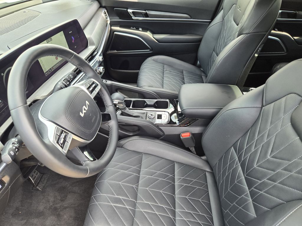 used 2024 Kia Telluride car, priced at $43,941