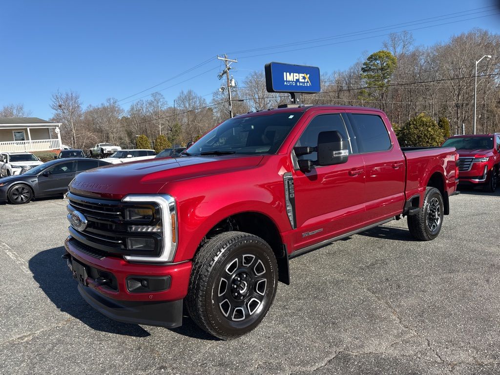 2025 Ford F-250SD Platinum's photo