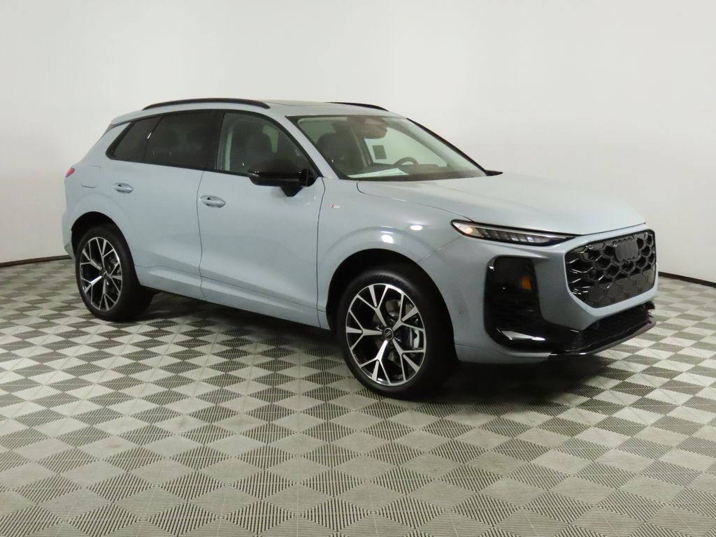 Thumbnail: 2026 Audi Q3 - 7