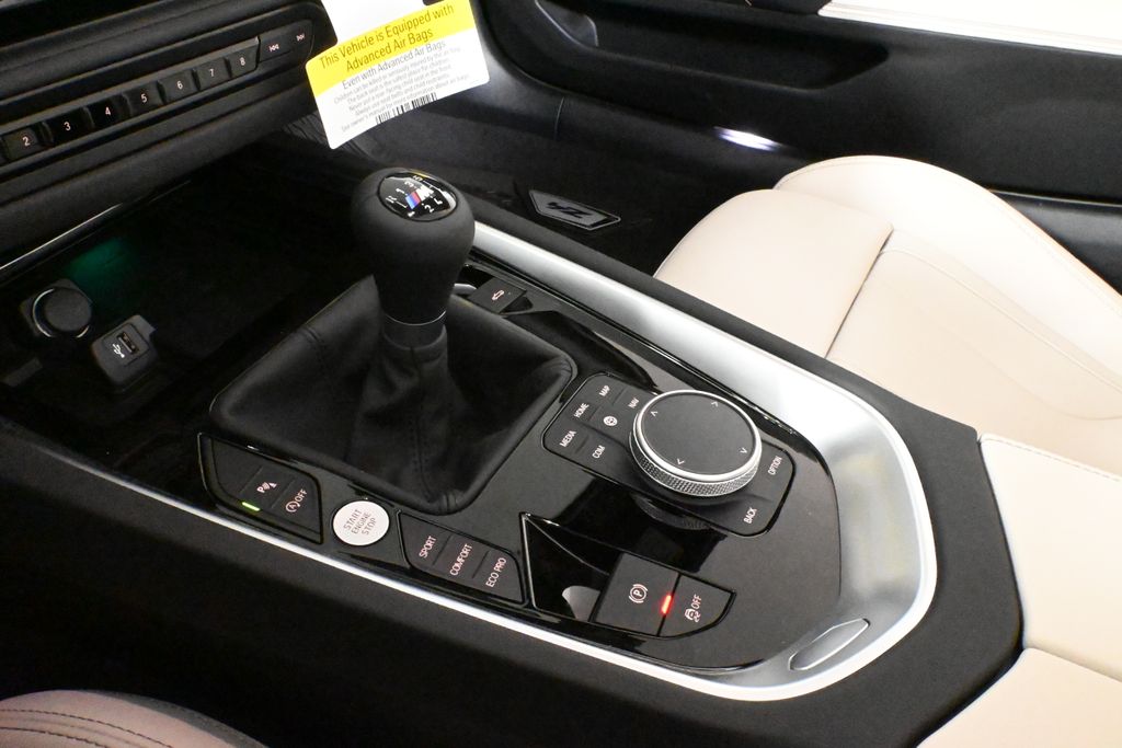 2025 BMW Z4 M40i 31
