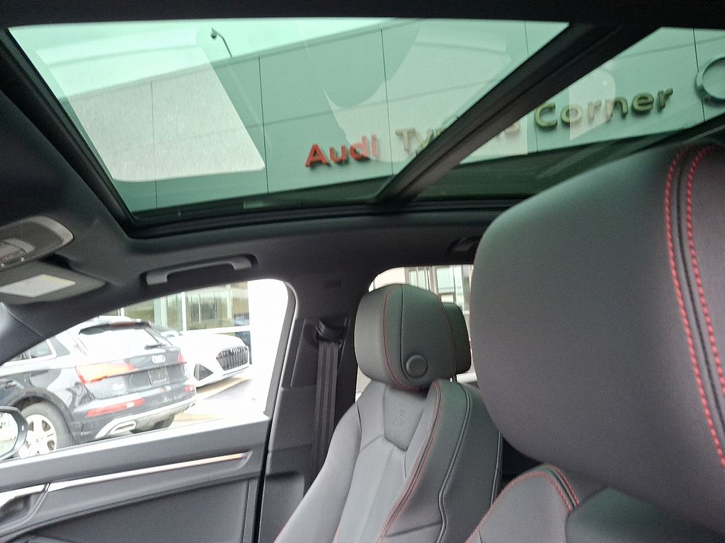 Thumbnail: 2025 Audi Q3 - 14