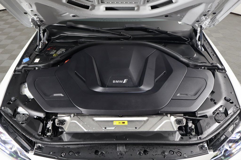 Thumbnail: 2023 BMW i4 - 15