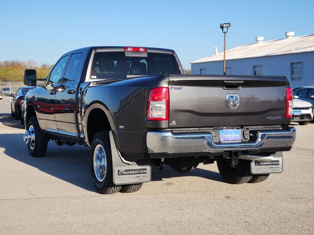 2024 Ram 3500 Tradesman 3