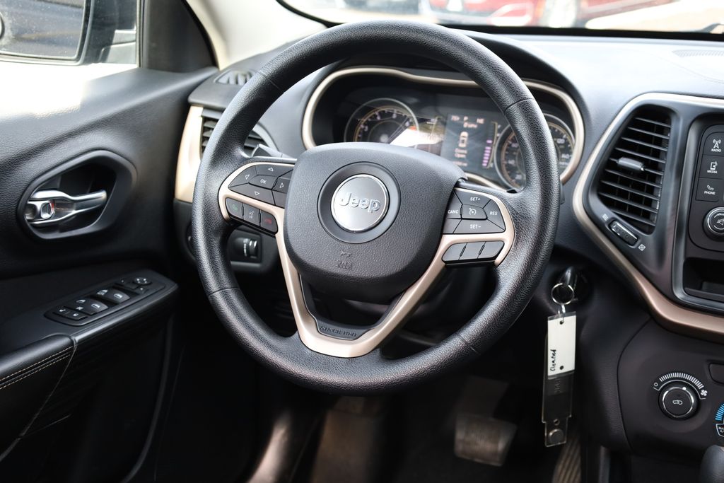 used 2017 Jeep Cherokee car, priced at $8,985