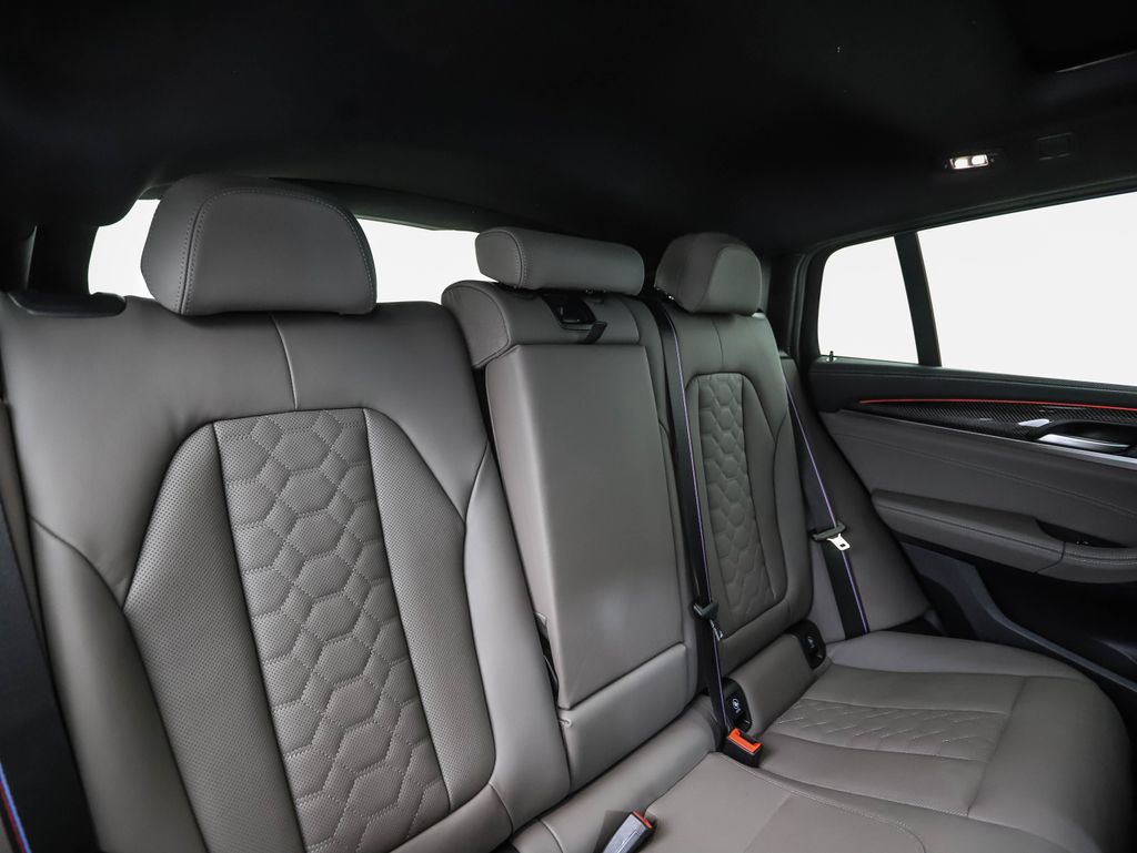 Thumbnail: 2024 BMW X4 - 28
