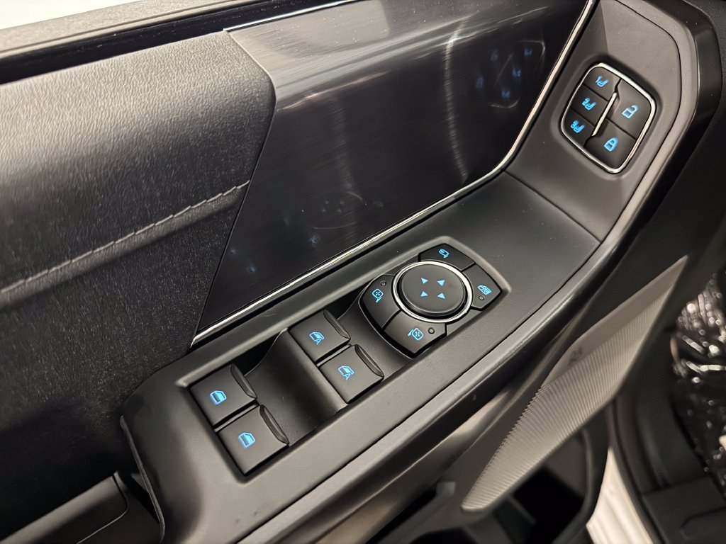 New 2026 White Ford Lariat image 24