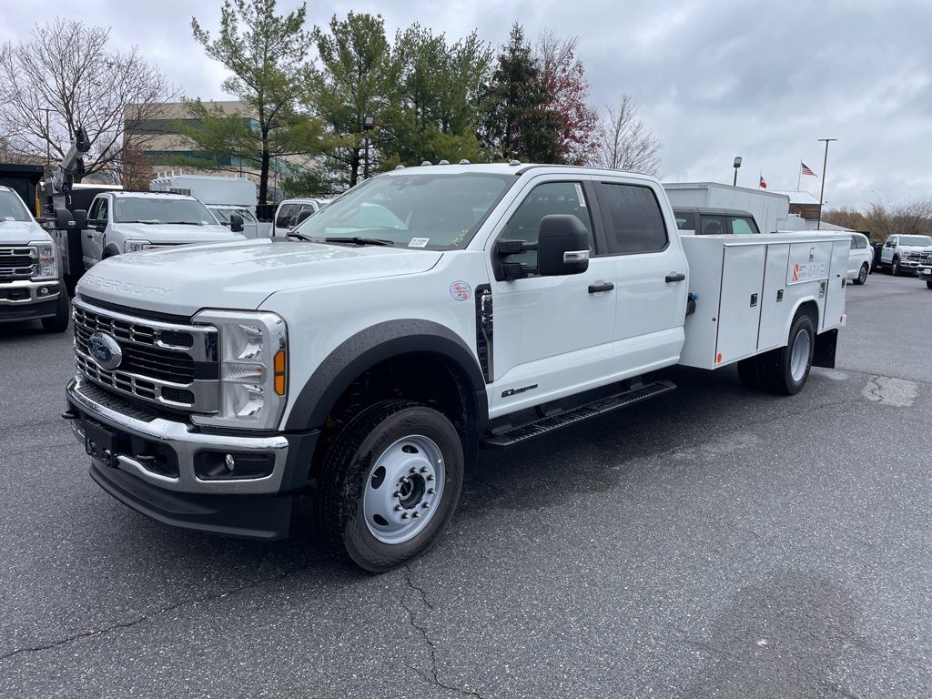 2025 Ford F-550 Chassis XL