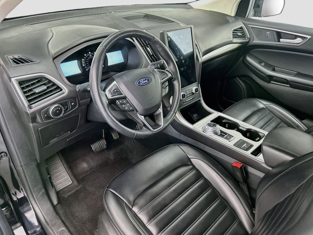 Thumbnail: 2024 Ford Edge - 9