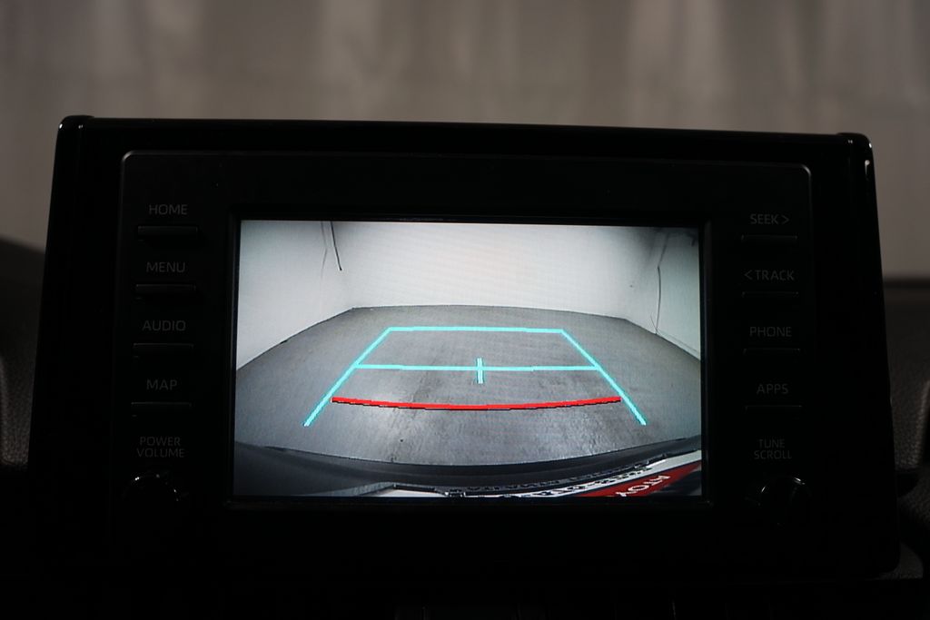 Thumbnail: 2019 Toyota RAV4 - 20