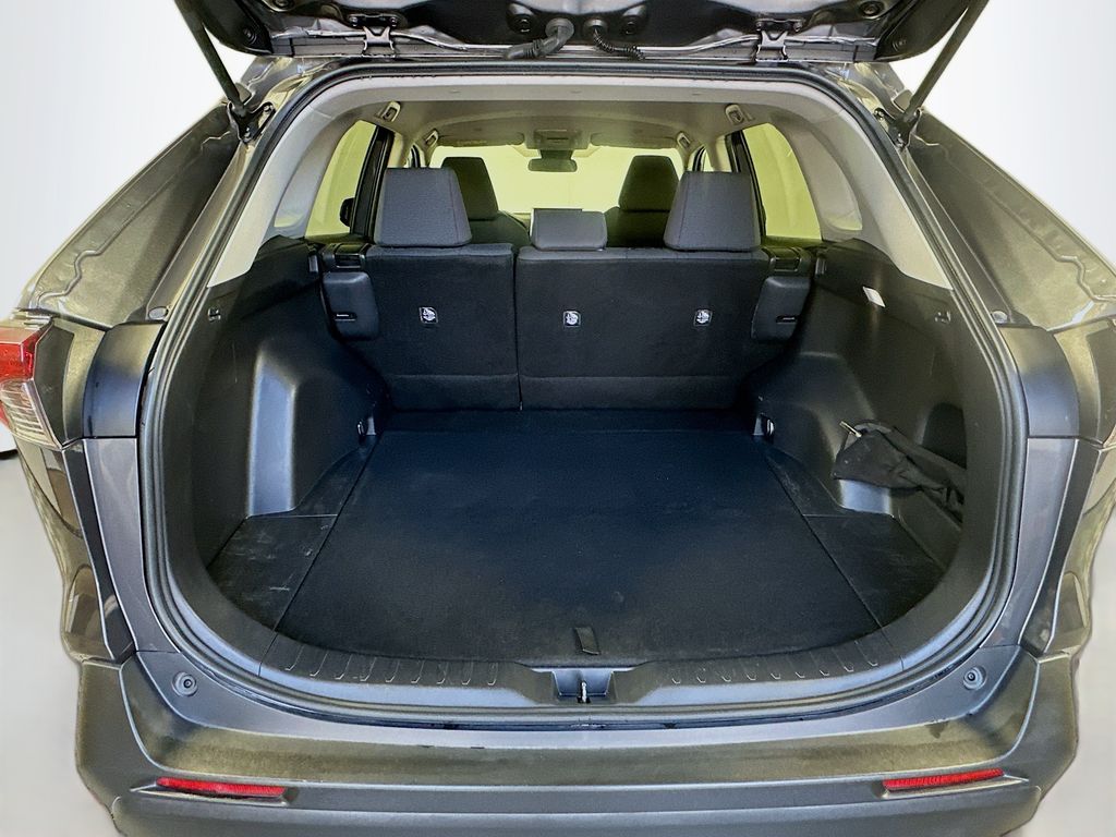 Thumbnail: 2023 Toyota RAV4 - 26