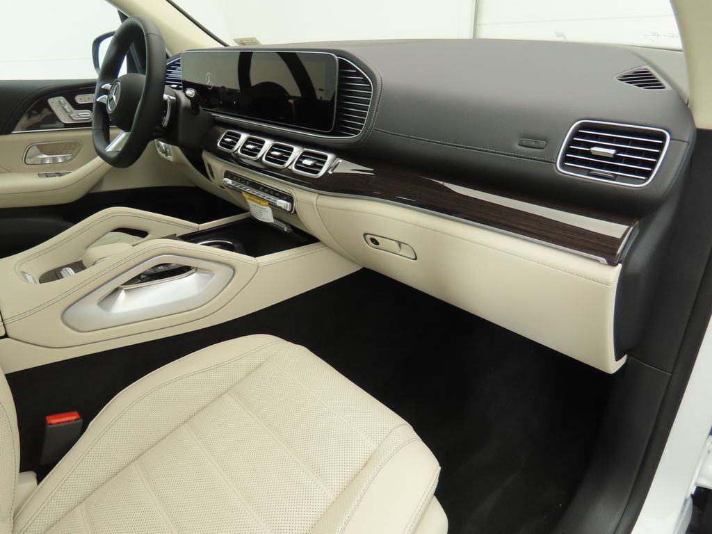 Thumbnail: 2026 Mercedes-Benz GLS - 19