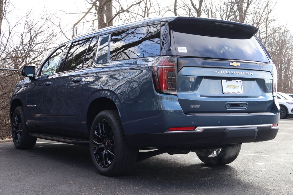 2025 Chevrolet Suburban LS 5