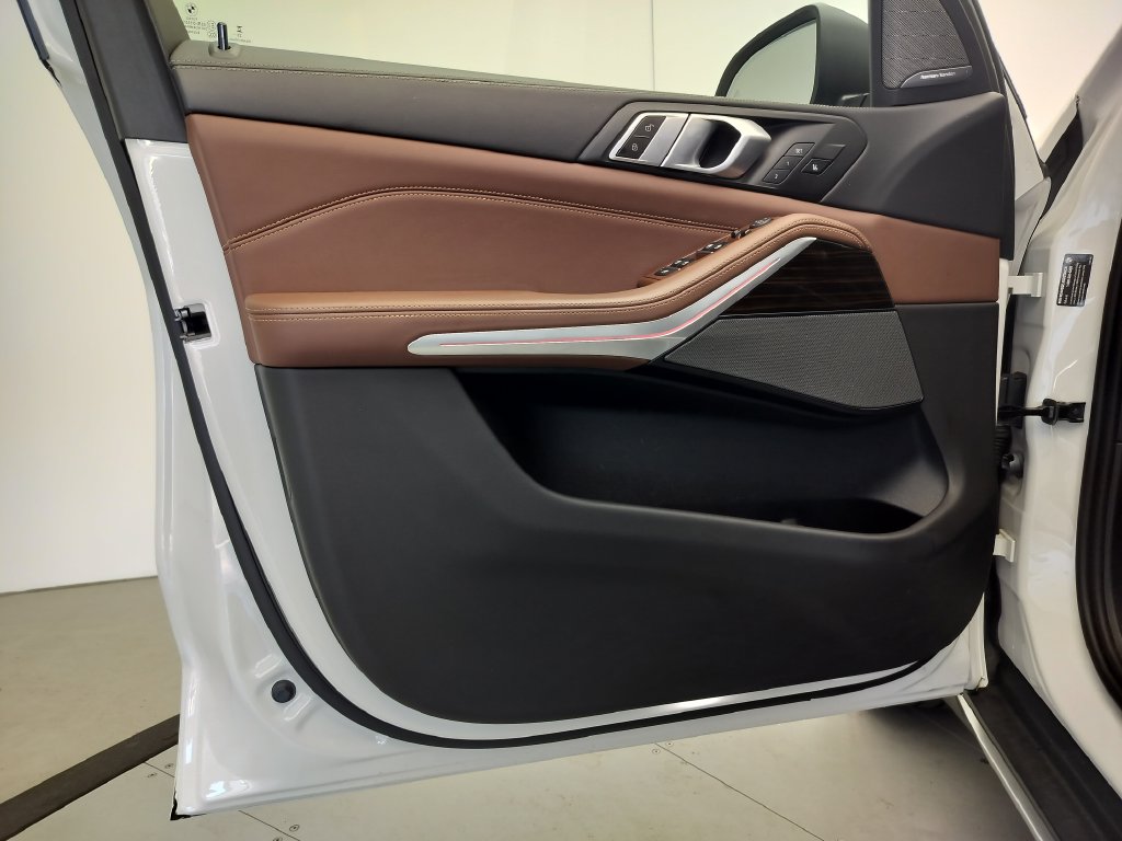 Thumbnail: 2024 BMW X5 - 5