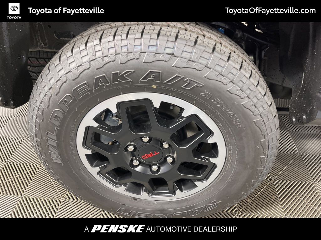 Thumbnail: 2025 Toyota Tacoma - 18