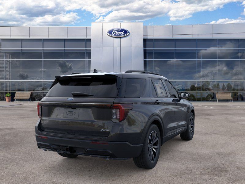 New 2026 Agate Black Metallic Ford ST-Line image 8
