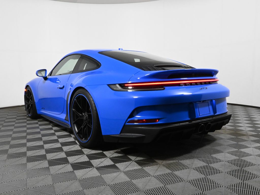 Thumbnail: 2022 Porsche 911 - 3