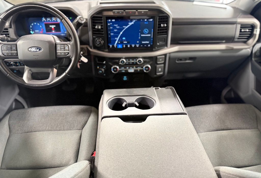 Used 2024 Black Ford XLT image 2