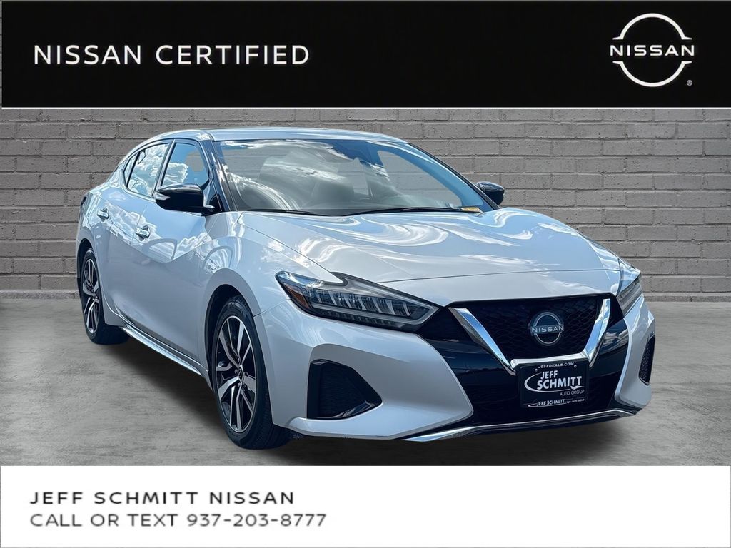 Brilliant Silver Metallic 2023 Nissan Maxima Sedan Front-Wheel Drive Continuously Variable Transmission