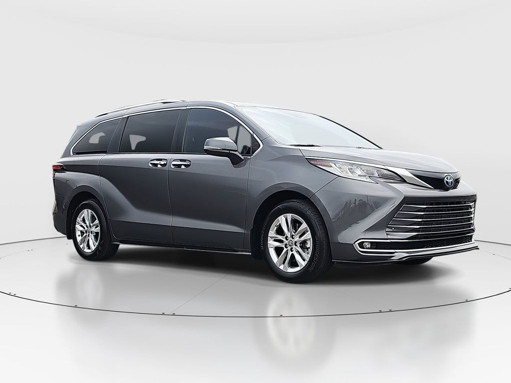 Used 2025 Toyota Sienna Van
