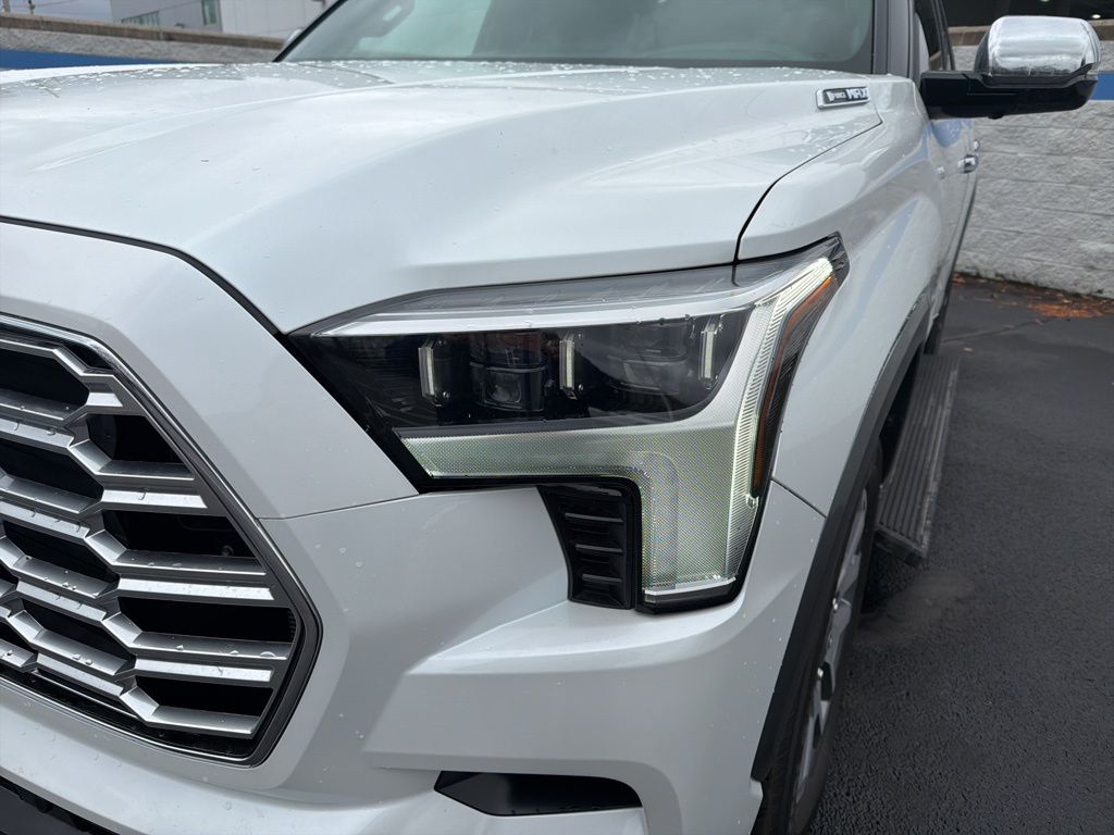 Thumbnail: 2025 Toyota Sequoia - 9