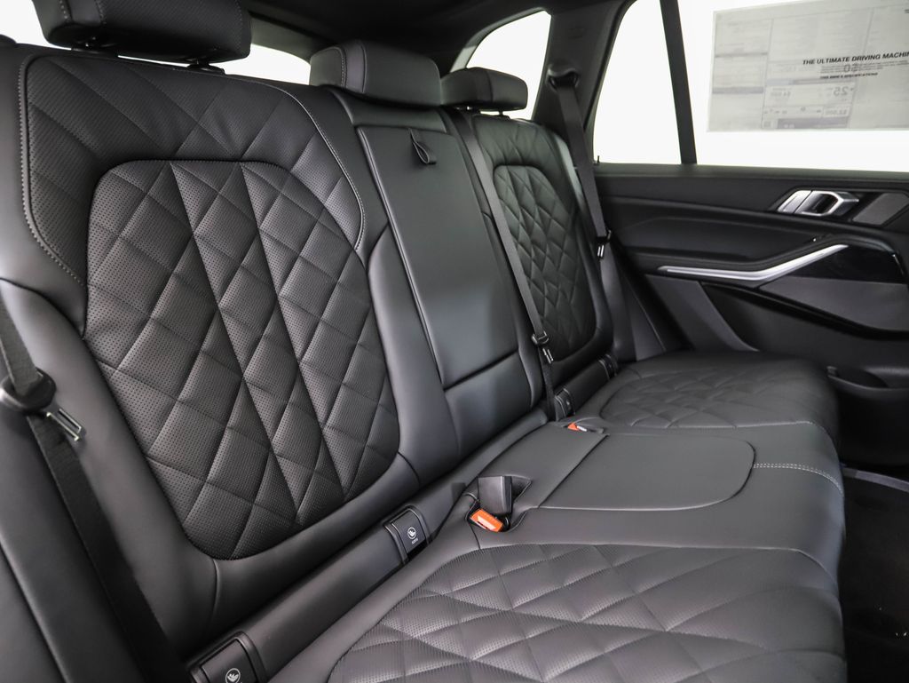 Thumbnail: 2026 BMW X5 - 27