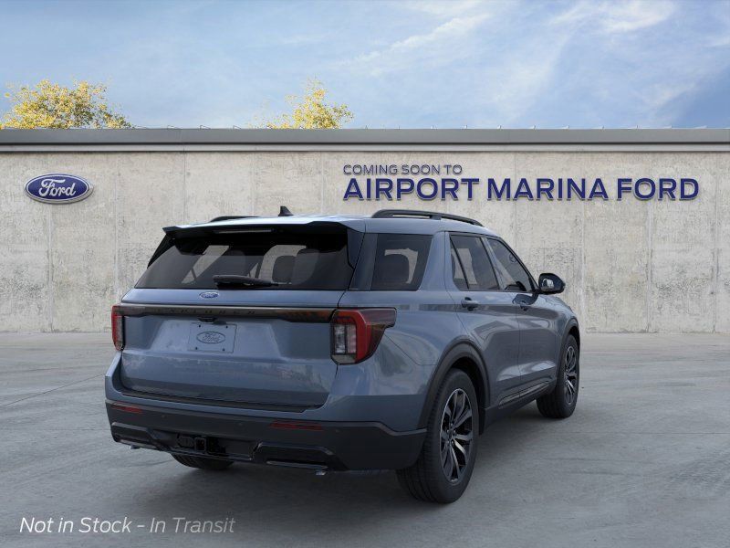 2025 Ford Explorer ST-Line 9