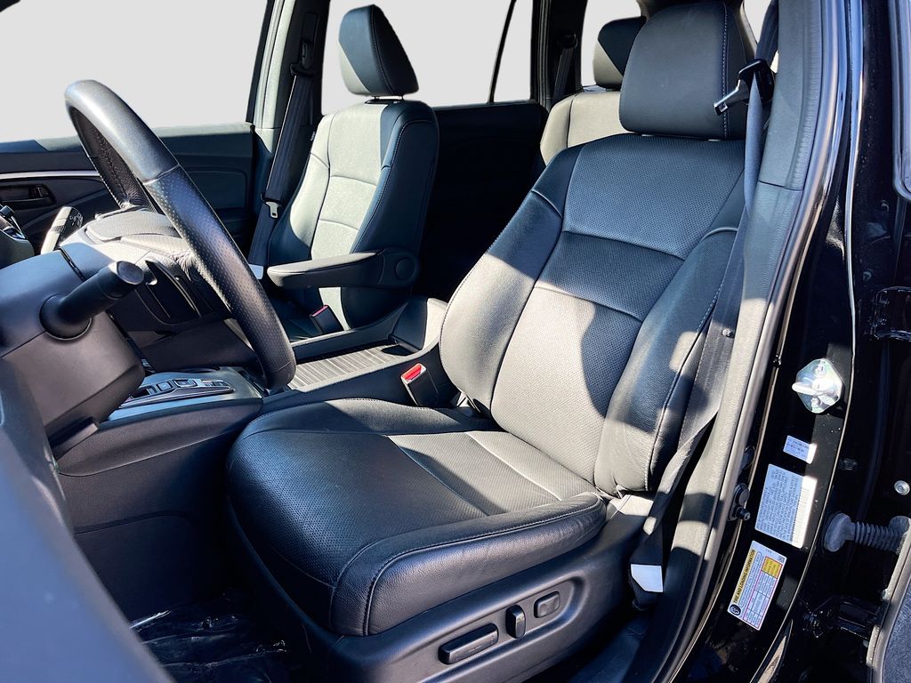 2022 Honda Passport EX-L Black at AutoSavvy Houston Northwest