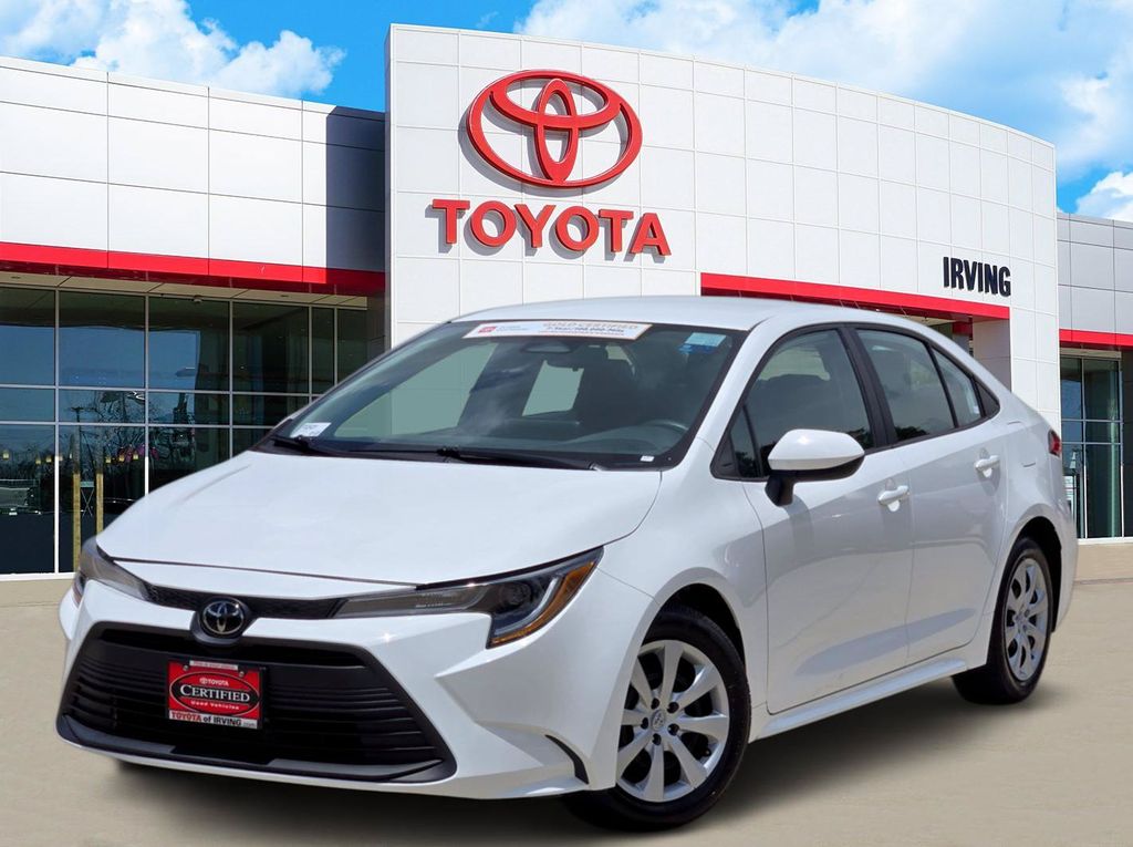 2024 Toyota Corolla LE FWD