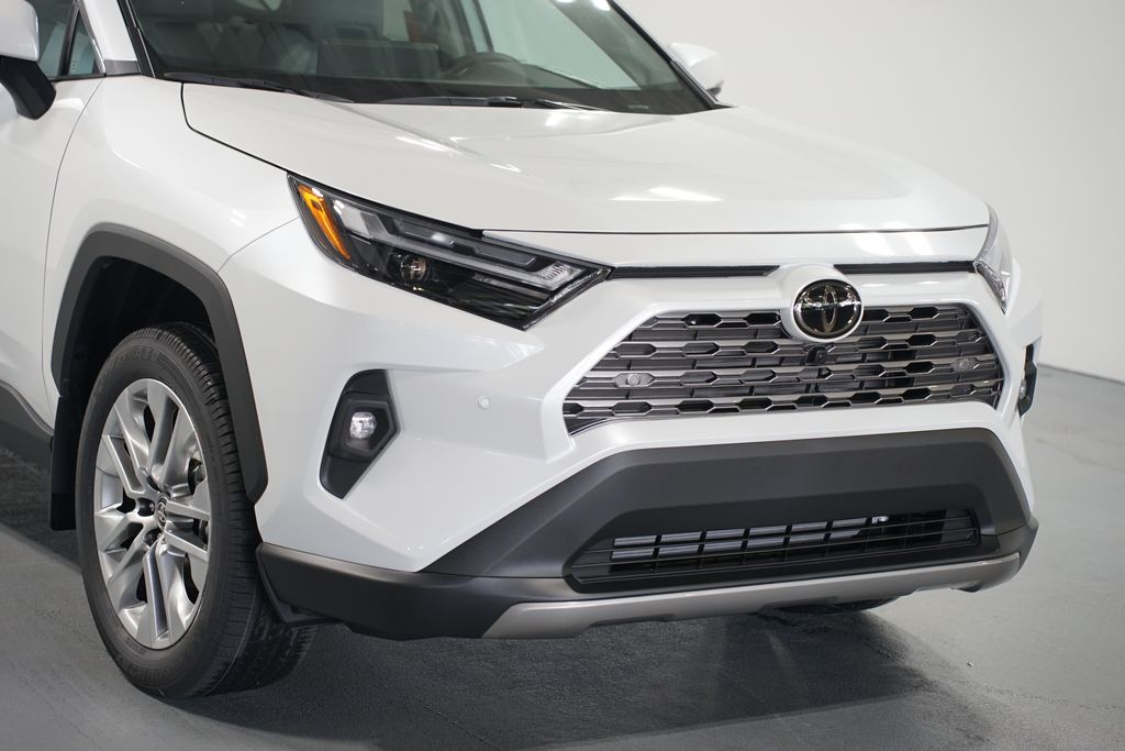 Thumbnail: 2025 Toyota RAV4 - 4