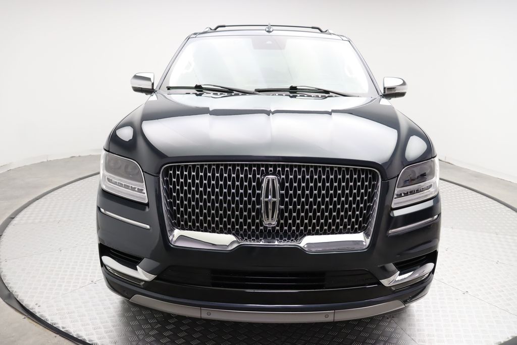Thumbnail: 2021 Lincoln Navigator - 5