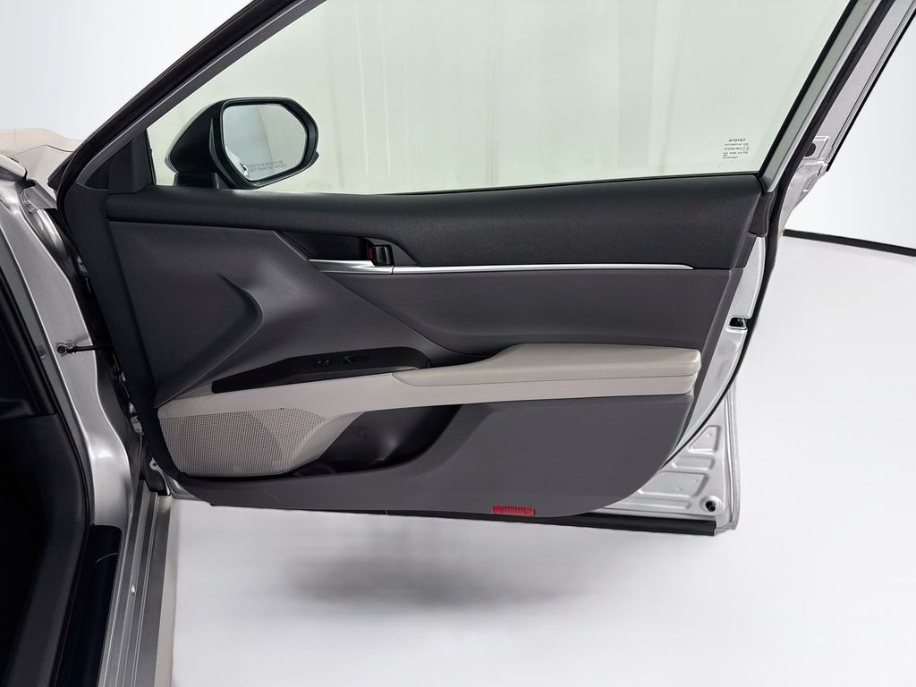 Thumbnail: 2023 Toyota Camry - 25