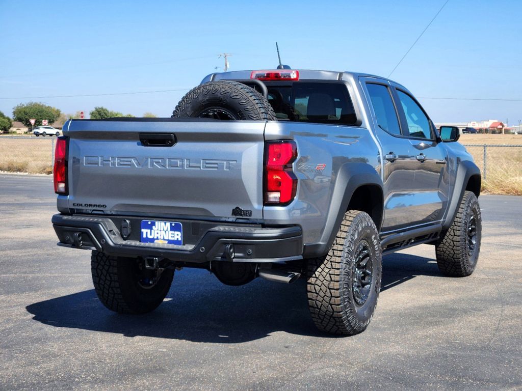 2024 Chevrolet Colorado ZR2 3