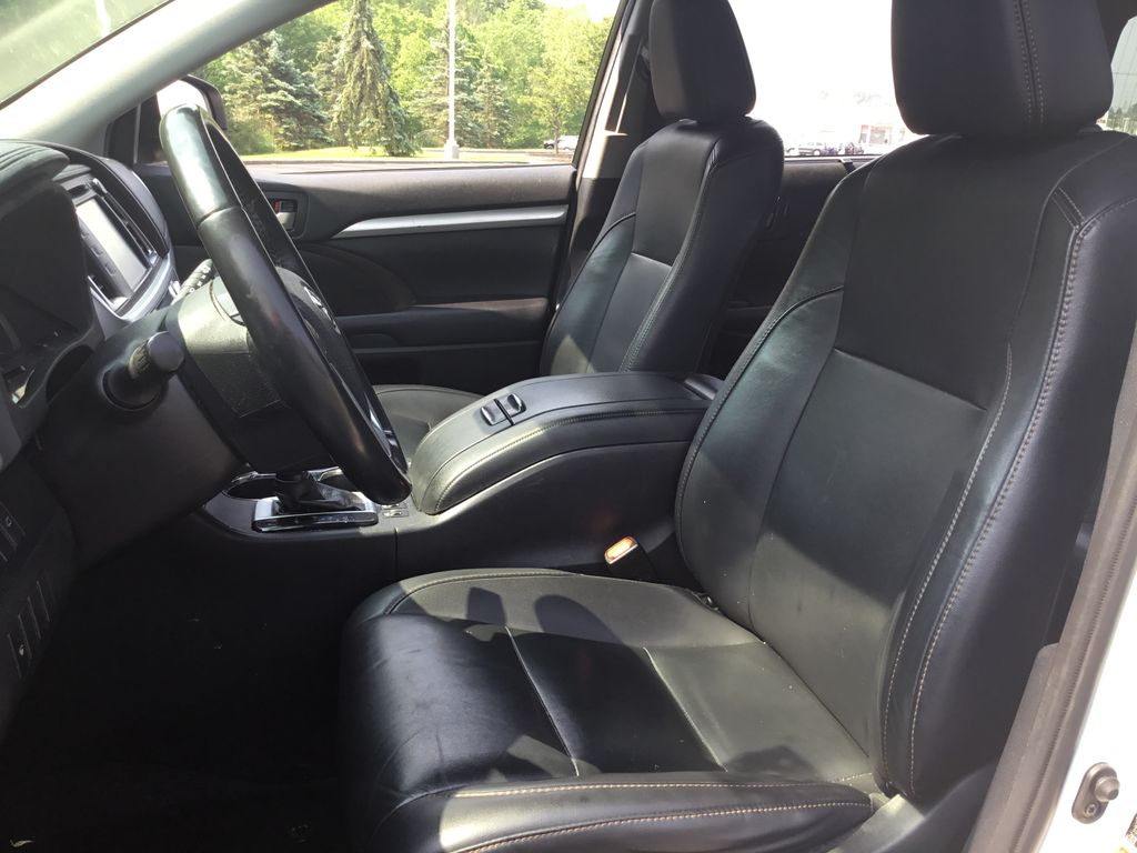 2019 Toyota Highlander XLE 7