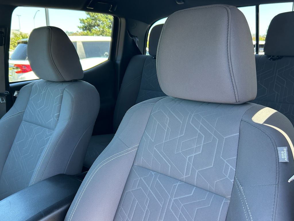 Thumbnail: 2019 Toyota Tacoma - 14