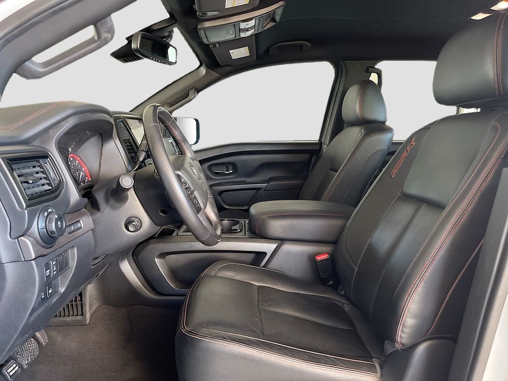 Used 2022 White Nissan PRO-4X image 22