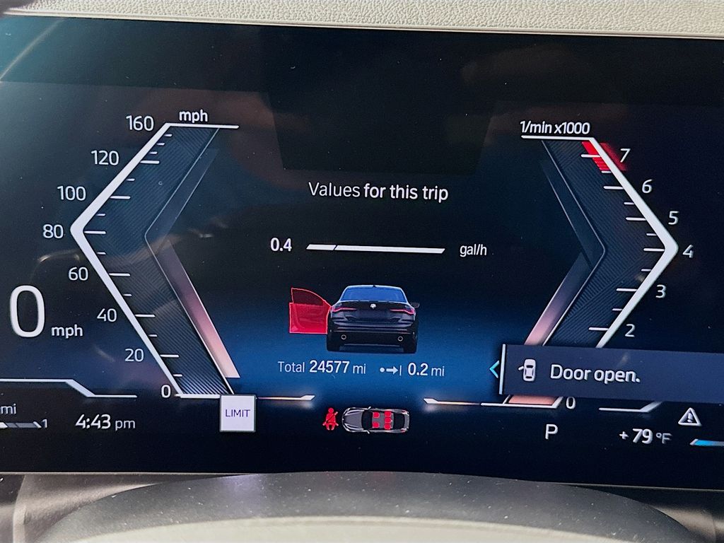 Thumbnail: 2024 BMW 4 Series - 10