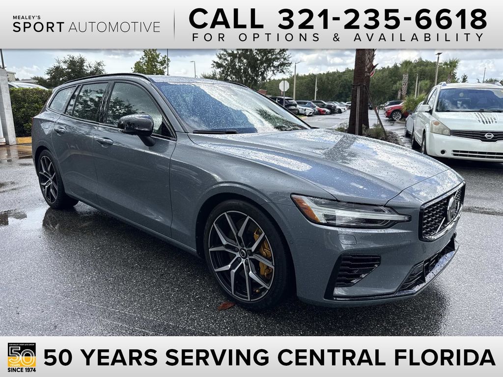 2024 Volvo V60 Hybrid Plug-in Recharge T8 Polestar Engineered eAWD