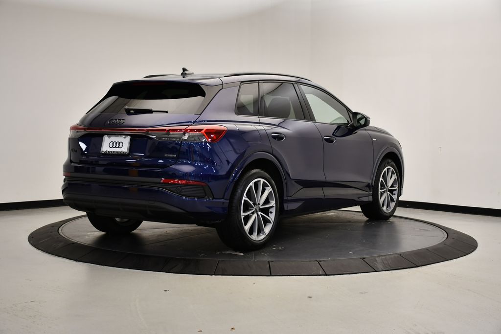 Thumbnail: 2026 Audi Q4 e-tron - 5