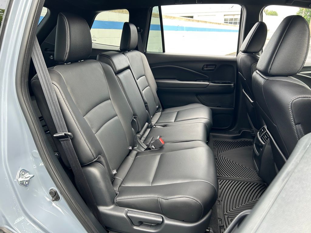 Thumbnail: 2023 Honda Passport - 24