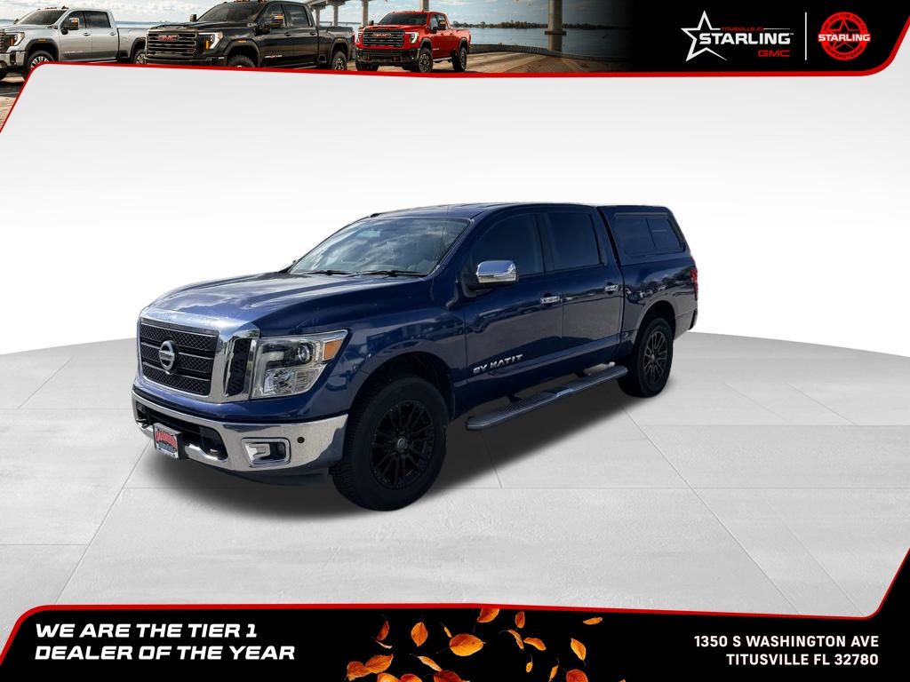 Deep Blue Pearl 2018 Nissan Titan Pickup Truck Four-Wheel Drive 7-Speed Automatic